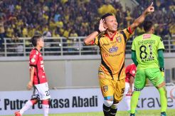 Mitra Kukar Ditahan Imbang Tim Juru Kunci