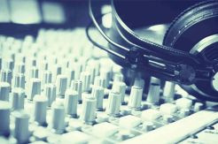 Produksi Fisik Musik...