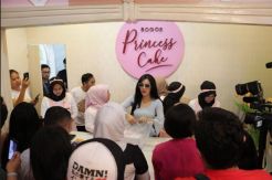 Syahrini Perluas Bisnis...
