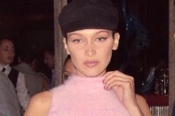 Bella Hadid Populerkan Lagi Tren Fashion 1990-an