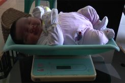 Masya Allah, Bayi Jumbo 6,2 Kg Lahir Normal Tanpa Operasi