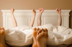 Ladies, Rutin Bercinta Tak Membuat Miss V Jadi Longgar
