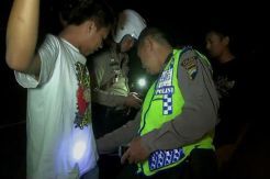 Diduga Bawa Obat Terlarang,...