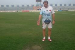 Rumput Markas Persela Jelek, Pelatih PSM Cemas Pemainnya Jadi Korban