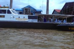 Kapal Patroli Ini Juga Berfungsi sebagai Perpustakaan Terapung