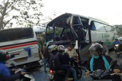 3 Bus Tabrakan Beruntun di Garut, 4 Penumpang Luka Berat