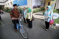 Deddy Mizwar Diusung Gerindra, Ridwan Kamil Terus Gerilya