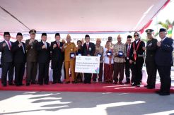 PLN Bantu Pendidikan, Bedah Rumah Veteran dan Gelar Pesta Rakyat
