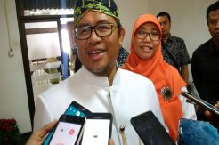 Jika Lepas Jabatan Aher Ingin Mengantar Lagi Istri Belanja ke Pasar