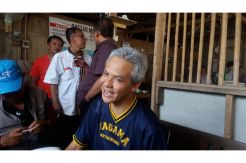 Pertahankan Kursi Gubernur, Ganjar Pranowo Akui Kompetitornya Mantan Menteri