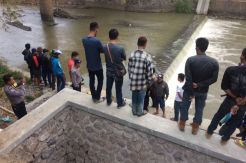 Dua Pekerja Perbaikan Tanggul Tenggelam di Sungai Cimanuk