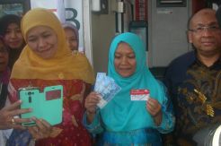 Warga Bantul Terima Bansos PKH Tahap Ketiga