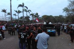 Datangi DPRD, Ini Tuntutan Ribuan Sopir Taksi dan Ojek Online