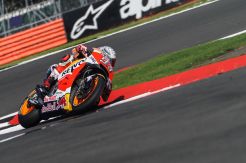 Pecahkan Rekor Waktu di Silverstone, Marquez Raih Posisi Pole