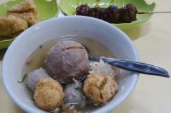 Pemilik Bakso Mekar di Pekanbaru Bantah Gunakan Daging Babi