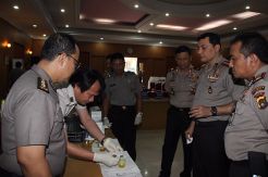 Mengejutkan, Kapolda Jambi Gelar Tes Urine Mendadak