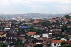 BMKG Imbau Warga Semarang Waspadai Angin Kencang hingga Oktober