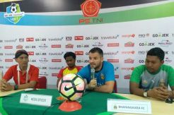 Derby Aparat Liga 1, McMenemy Siap Tuntaskan Dendam di Pakansari