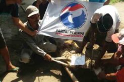 Kurban Perindo Bantu Warga yang Tak Tersentuh Daging