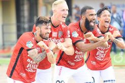Bali United Mengamuk Lagi, Kini Persela Menjadi Korban