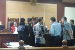 Sidang Kasus Penipuan...