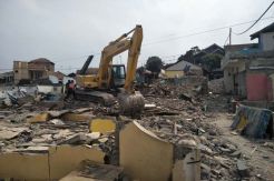 Terkena Proyek KA Cepat, Ratusan Rumah Ini Diratakan