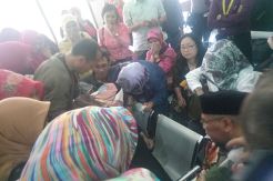 Asep Hilman Divonis,...