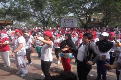 Ratusan Warga Ramaikan Senam Bersama Kartini Perindo Banten