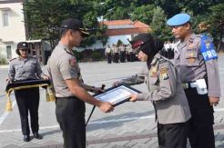Hibahkan Tanah untuk Panti Asuhan, Polwan Ini Terima Penghargaan