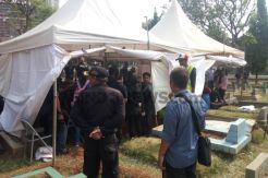 Diautopsi Selama 1,5 Jam, Jenazah Abi Kembali Dimakamkan