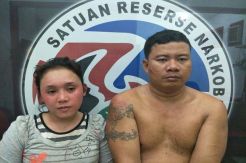 Polisi Ciduk Pasutri saat Transaksi Narkoba di Rumahnya