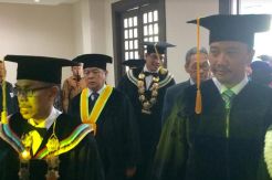 Menpora Imam Nahrawi Dianugerahi Doktor HC UINSA