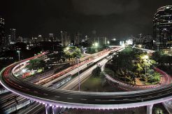 Proyek SSS Belum Diaudit, Penataan Trotoar Sudirman-Thamrin Tetap Jalan
