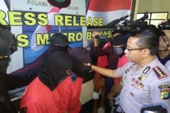 Lima Kawanan Perampok...