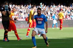 Tiga Kali Koyak Jala Benevento, Mertens Harumkan Napoli
