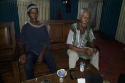 Berpura-pura Buta, Dua Pengemis Dijaring Petugas Sudin Sosial