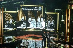 Diberi Penghargaan Anjasmara,...