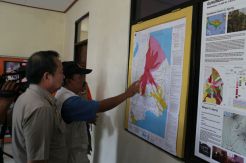 Kepala BNPB Tinjau Pos Pantau Gunung Agung