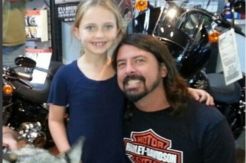 Dave Grohl: Pangeran Harry Jenguk Saya di Rumah Sakit