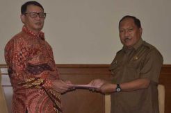 Resmi Jadi Plt Wali Kota Cilegon, Edi Langsung Kumpulkan Para Pejabat