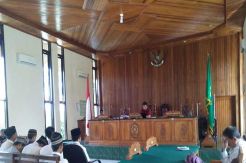 8 Pelajar Pembakar Polsek Tabir Divonis 6 Bulan Penjara