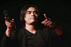 Charly Setia Band Sukses Taklukan Lagu Nike Ardilla
