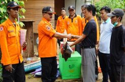BPBD Serahkan Bantuan Kepada Kelurga Korban Longsor