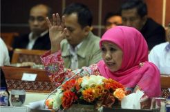 Khofifah Ambil Formulir Pendaftaran Bakal Calon Gubernur di Partai Demokrat