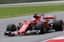 Terlibat Kecelakaan, FIA Pastikan Tak Jatuhkan Sanksi untuk Vettel dan Stroll
