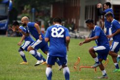 Incar 5 Besar di 8 Laga Sisa, Mampukah Persib?