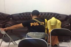 Terlalu, Usai Upacara Pelajar SMA Indehoy di Semak-semak