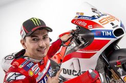 Bos Ducati Percaya Lorenzo Bakal Juara di MotoGP 2018