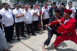 Dikawal Palang Pintu, DPD Perindo Bekasi Serahkan Data ke KPUD