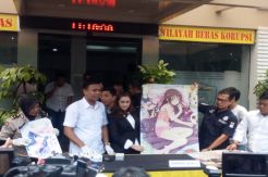 Pengirim Pesan Porno ke Nafa Urbach Ikut Group WA Esek-esek Internasional